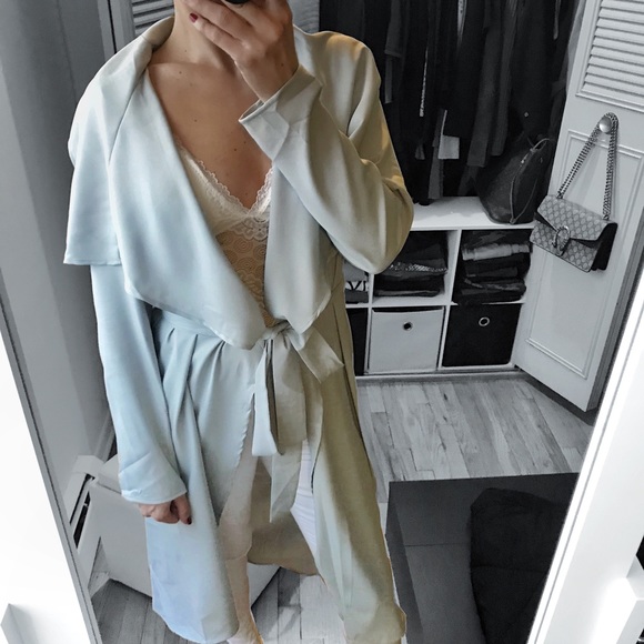 LAST 1 ✨Silver Gray Long Trench Coat Jacket - Picture 2 of 5